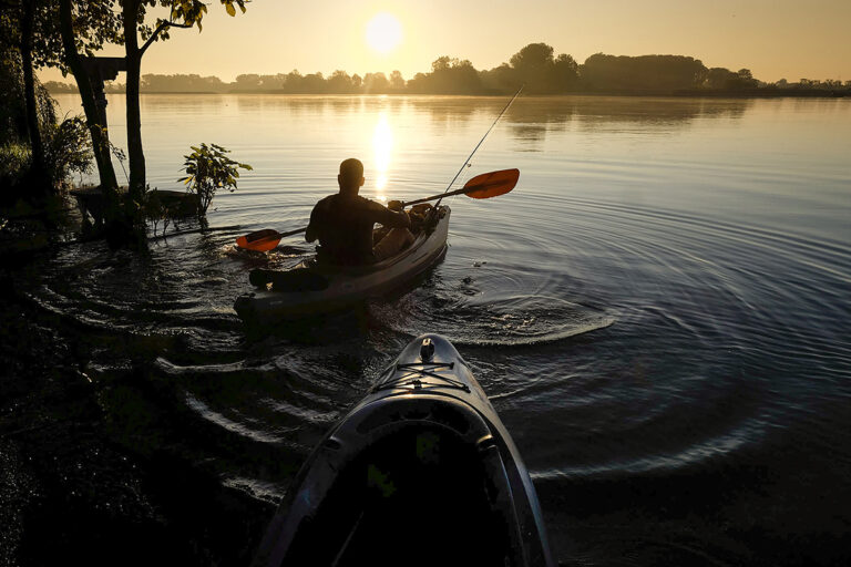 Pelican Sit-on-Top Kayak - Sentinel 100X Review - marinegadgetry.com